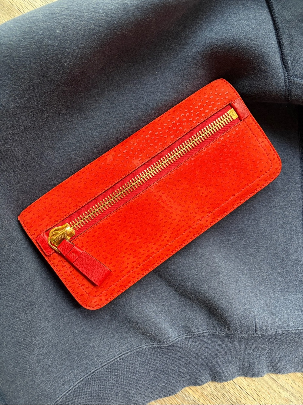 Tom Ford Burnt Orange Ostrich Embossed Gold Statement Zipper Jennifer Clutch Bag - Picture 3 of 15